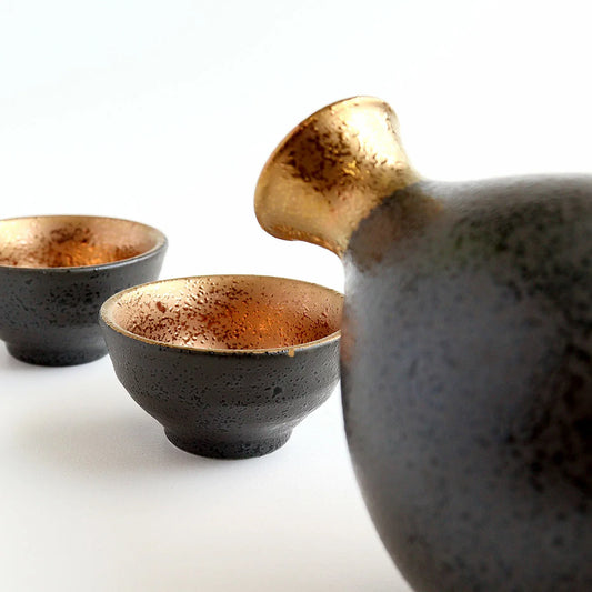 Jinpo Handcrafted Kinsai Gold Leaf Ochoko Sake Set with Wooden Gift Box
